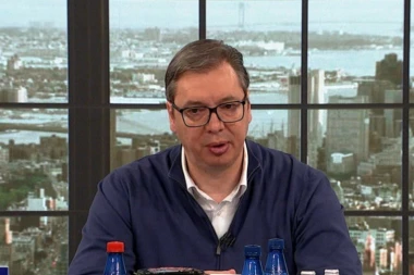 VUČIĆEVO OBRAĆANJE ČEKALA CELA SRBIJA: Svi vakcinisani dobiće od države po 3.000 dinara!