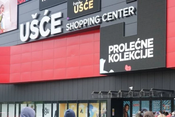 (FOTO) Pogledajte kako izgleda PUNKT ZA VAKCINACIJU u TC "Ušće": Građani od ranog jutra u redu, spremne i NAGRADE