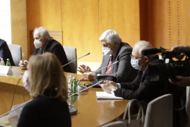 KRIZNI ŠTAB ZASEDA DANAS: Medicinski deo traži OVE MERE!