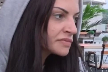JAVITE JOJ DA VIŠE NEMA DEČKA! Tara rijaliti drugarici zabila nož u leđa!?