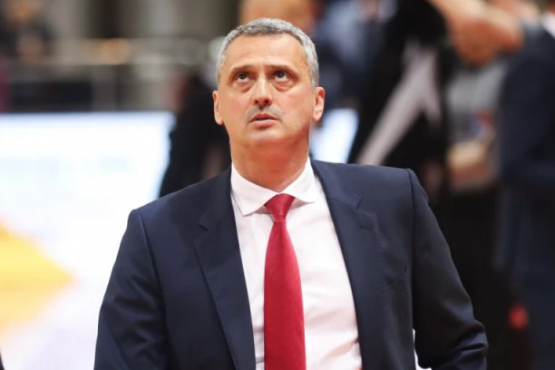 RADONJIĆ LJUT KAO RIS: Trener Zvezde najavio VELIKU PROMENU posle poraza od Igokee!