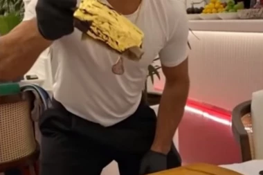 (VIDEO) DA LI BISTE PROBALI ŠNICLU PRELIVENU ZLATOM? Pogledajte kako nastaje najskuplji stek na svetu od čije cene će vam se ZAVRTETI U GLAVI