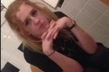 MUZIKA JOJ UNIŠTILA ŽIVOT: Trčala je kroz park i zastala da promeni pesmu, a onda se u trenutku SVE pogoršalo!