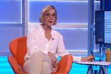 BEZOBRAZNO: Olja Bećković prekinula gledateljku koja je upitala zašto ne može da se čuje NIJEDNA POZITIVNA REČ o Aleksandru Vučiću!