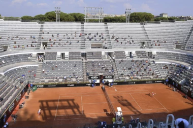 NEĆE NA NOGE MEDVEDEVU: Srbin ELIMINISAN u Rimu!