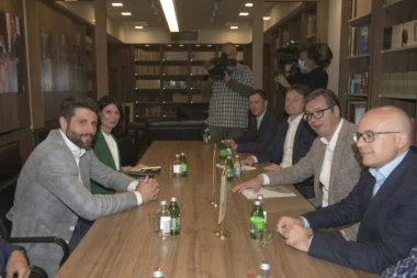 PAO DOGOVOR! Završen sastanak Vučića i Šapića!