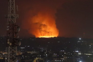 PETI DAN SUKOBA NA BLISKOM ISTOKU! Masovno bombardovanje pojasa Gaze, Izrael demantuje da je bilo kopnene invazije!