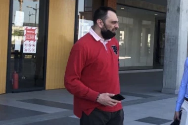 STEFANU ROKVIĆU ODREĐEN PRITVOR ZBOG PREBIJANJA ČOVEKA: Pastorak Didi Janković zadržan iza rešetaka