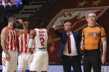 NE IZGLEDA DOBRO: Dejan Radonjić ŠOKIRAO navijače pred finale sa Budućnosti!