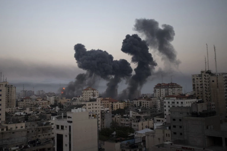 EKSPLOZIJE U TEL AVIVU: Hamas zapretio, Izrael u strahu