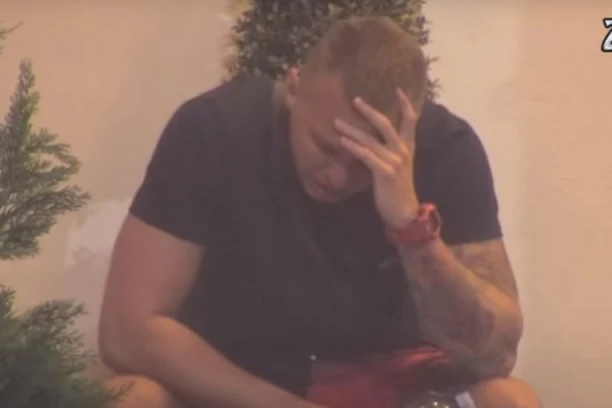 (VIDEO) ZBOG NJEGA JE KIJA PROVELA DVA SATA U POLICIJI! Stefan Karić otkrio sve DETALJE: Morao sam ja da je pratim kući!