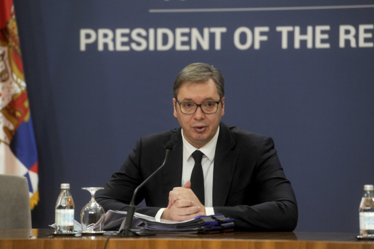 PREDSEDNIK SRBIJE SA FRANCUSKIM AMBASADOROM: Vučić se danas sastaje sa Falkonijem