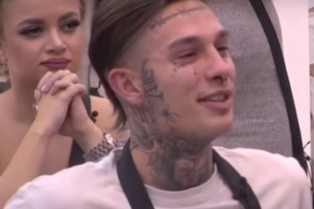 BORIO SE ZA VAZDUH, A NIKOGA NIJE BILO DA MU POMOGNE: Franu Pujasu pozlilo usred programa!