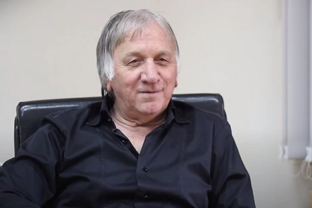 PREMINUO BOŽIDAR NIKOLIĆ! Umro čovek koji je stvorio Bred Pita, otac naše popularne PEVAČICE