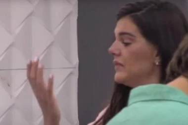 (VIDEO) ISPLIVALE SVE LAŽI JOVANE LJUBISAVLJEVIĆ: Misica priznala da se plaši susreta sa bivšim, GRCALA U SUZAMA!