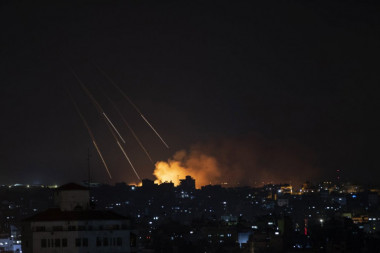 SIRIJA UDARILA NA IZRAEL: Ispaljene tri rakete na Golan!