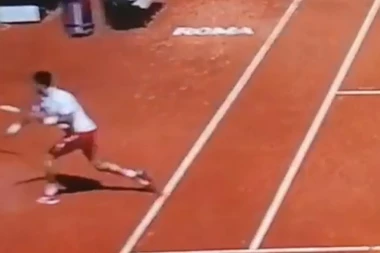 (VIDEO) NOVAK BESAN KAO RIS: Vikao na nekoga u svom boksu, A ONDA JE URADIO OVO!