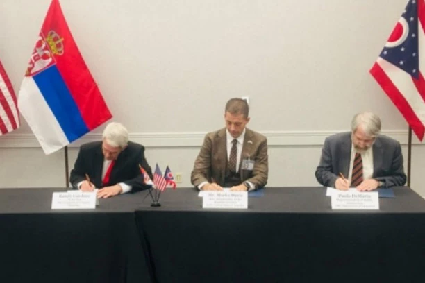 SRBIJA I OHAJO POTPISALI MEMORANDUM O RAZUMEVANJU: Danas se obavezujemo da otvorimo vrata našim nacijama za saradnju!