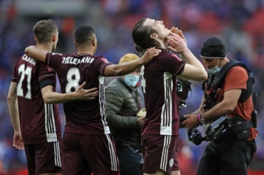 ČELSI PAO NA VEMBLIJU: Lesteru DRAMA i FA kup!