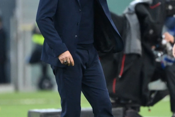 POTPUNO NEOČEKIVANO: Mihajlović pikirao ZVEZDINO NESUĐENO POJAČANJE i PIKSIJEVOG favorita!