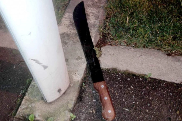 VIŠE RANJENIH MAČETOM NA SAVSKOJ REGATI!