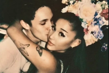 RAZVODI SE PEVAČICA POSLE DVE GODINE BRAKA: Javnost šokirana, sumnja se da je PREVARILA MUŽA!