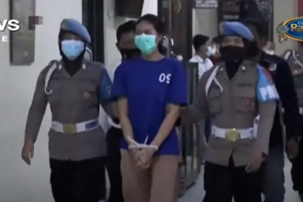 (VIDEO) NATOPILA RAŽNJIĆE CIJANIDOM I POSLALA IH BIVŠEM! A onda se dogodilo nešto što nije mogla ni da sanja, sad joj preti STRELJANJE