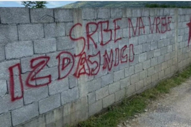 "E VIVA, SRBE NA VRBE"! U Podgorici osvanuli sramni grafiti! NASTAVLJA SE TEROR NAD SRBIMA U CRNOJ GORI!