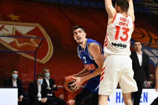 Ponovo na parketu! Danilo Nikolić zvanično u Dižonu!