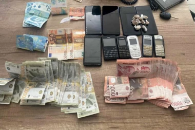 DVOSTRUKO HAPŠENJE U BEOGRADU! Zaplenjena droga, ali i "brdo" keša!
