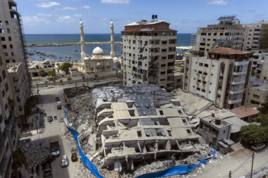(VIDEO) GAZA PRETVORENA U PRAH I PEPEO! Pogledajte zastrašujući snimak razaranja ostavljenog posle samo 11 dana sukoba!