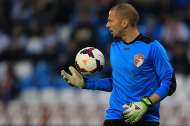 PALA TEŠKA ODLUKA: Bivši reprezentativac Srbije menja NACIONALNI DRES!