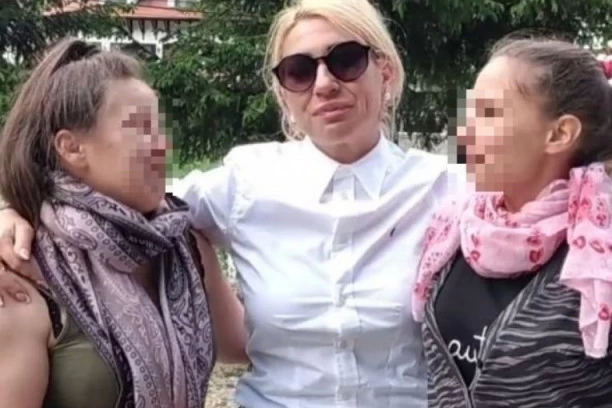 JOVANA JEREMIĆ PLAKALA NASRED ULICE: Voditeljku grlile dve devojke, a ona nije mogla da dođe sebi!