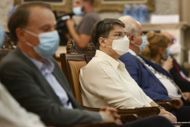 (FOTO) IZABRAN NOVI REKTOR UNIVERZITETA U BEOGRADU