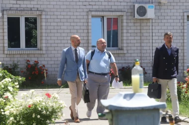 VULETIĆ POSLE SKORO 4 SATA IZAŠAO IZ SBPOK: Bivši potpredsednik FK Partizan saslušan zbog navodnih zloupotreba u klubu