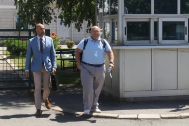 VULETIĆ SVE SLAGAO! Dokazano da je bivši čelnik FK Partizan širio laži o BUNKERU U HUMSKOJ!