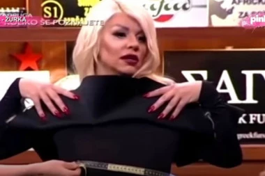 DARA BUBAMARA GOSPODARICA FOTOŠOPA: Dok joj se UŽIVO stomak SLIVA na sve strane, na objavama NEPREPOZNATLJIVA!