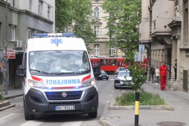 NESREĆA NA GRADILIŠTU U BEOGRADU: Radnik pao sa nadvožnjaka, na mestu ostao mrtav!