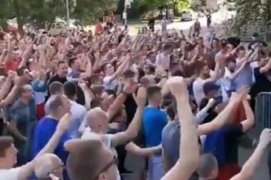 (VIDEO) SPEKTAKL DELIJA ISPRED PIONIRA: Navijači Zvezde napravili vrelu uvertiru za MAJSTORICU