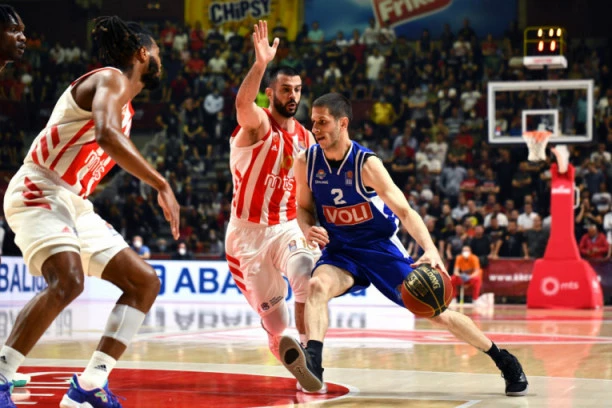 SUSPENZIJA ZA SUDIJE: ABA liga POTVRDILA da je Zvezda UNAKAŽENA u Podgorici!