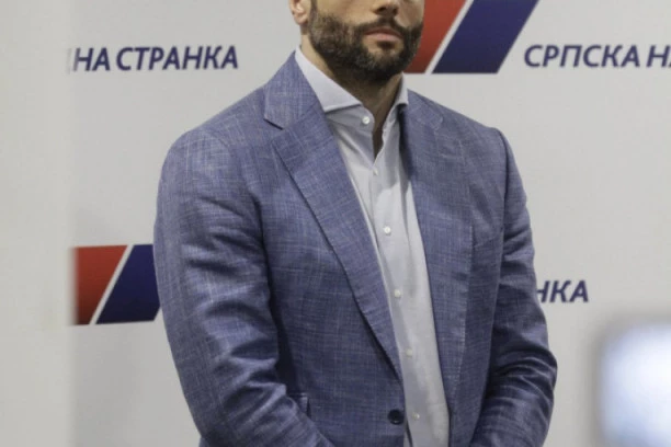 ŠAPIĆ O SITUACIJI NA KOSOVU I METOHIJI: Ako dođe do nasilja, zaštitićemo Srbe!