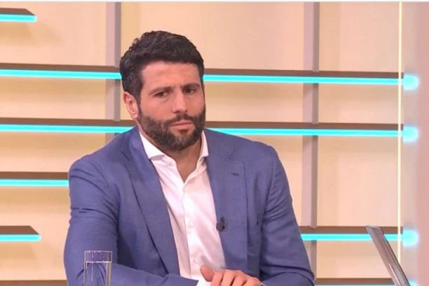 ŠAPIĆ O VUČIĆU: U životu nisam sreo čoveka sa takvim političkim autoritetom!