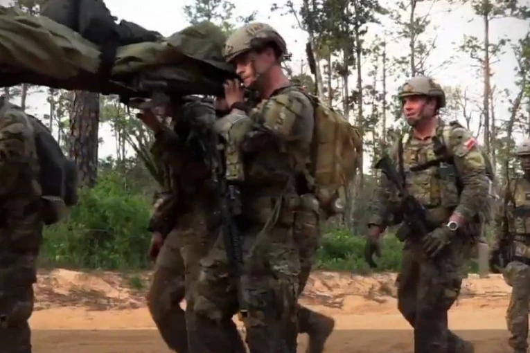 AMERIČKA OBMANA: Spašavali pilota iz Irana, a UKRALI obogaćeni uranijum?!