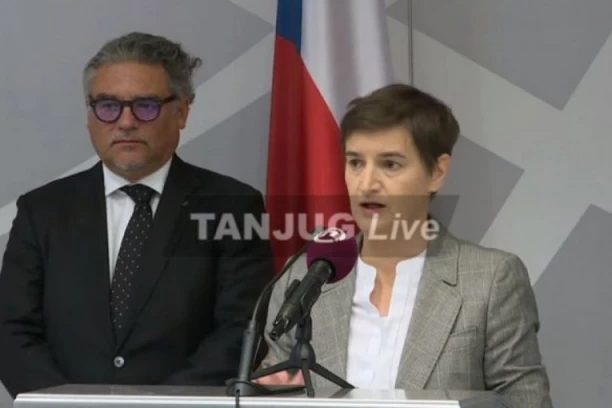 (VIDEO) PREMIJERKA ISPRATILA VAKCINE U ČEŠKU! Ambasador Kuhta poručio: Ovu velikodušnost NIKADA NEĆEMO ZABORAVITI!