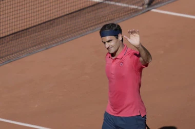 TANTALOVE MUKE ZA RODŽERA: Federer posle TEŠKE borbe prošao u osminu finala!