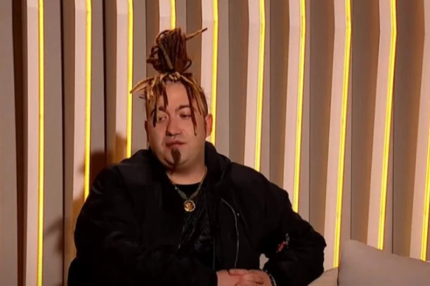 (FOTO) NEKA SMO MI I ZA TEBE PALI: Isplivala Rastina prepiska sa ORTACIMA, reper tvrdi da će da robija s Mikom!