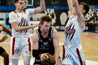 GROM IZ VEDRA NEBA: Iznenadna SMENA trenera, očekuje se brza reakcija!