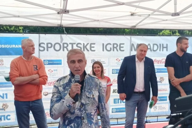 PASPALJ, BIRČEVIĆ I ĐUROVSKI OTVORILI IGRE U BEOGRADU: Sportske igre mladih u sredu drugog juna održane na Adi Ciganliji