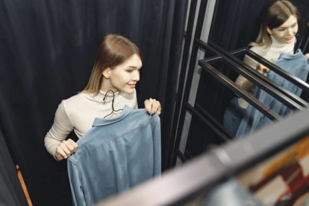 TAJNI SIMBOLI NA ETIKETAMA: Ovaj znak otkriva koja je vaša IDEALNA VELIČINA odeće! (VIDEO)