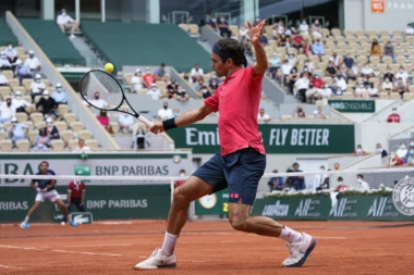 FEDERER SE NE ŠALI: Švajcarac RAZBIO Hrvata za treće kolo Rolan Garosa!